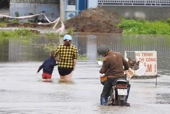 Tình trạng ngập khá nặng ở TP Pleiku, Gia La. Ảnh: TL.