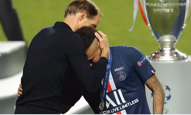 Huấn luyện viên (HLV) Thomas Tuchel thất vọng khi PSG không thể vượt lên dẫn trước. Ảnh: internet.