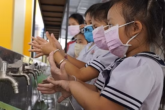 Bộ Y tế sẽ phối hợp với Bộ Giáo dục và Đào tạo sớm ban hành sổ tay phòng, chống dịch trong trường học