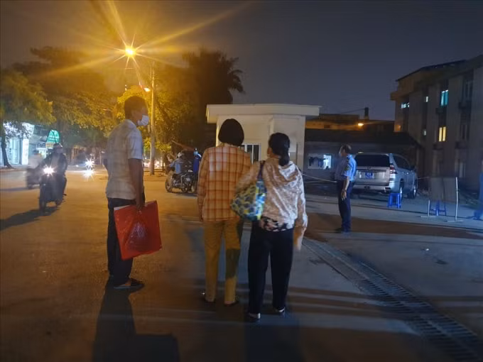 Bệnh viện E đề nghị khách không đến thăm bệnh nhân trong thời gian này. Ảnh: TL.
