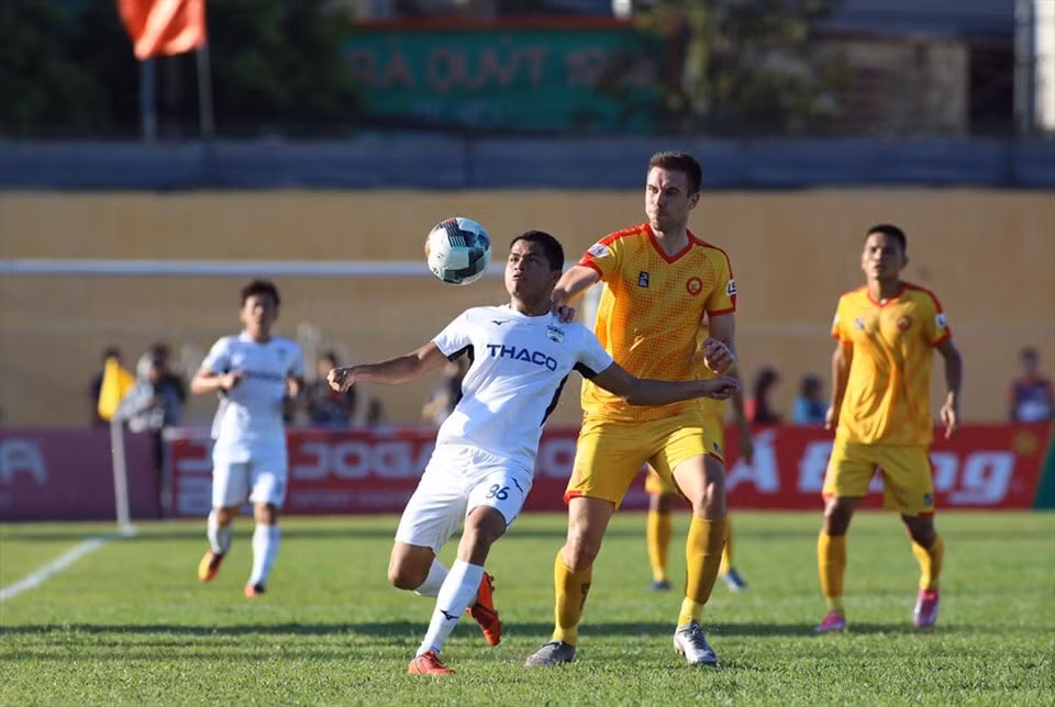 Giải đấu V-League hứa hẹn nhiều trấn sẽ có nhiều trận đấu hay. Ảnh: internet.