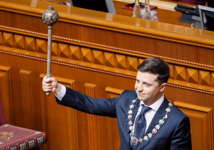 Tổng thống đắc cử Ukraina Volodymyr Zelenskiy chính thức nhậm chức. Ảnh: Reuters
