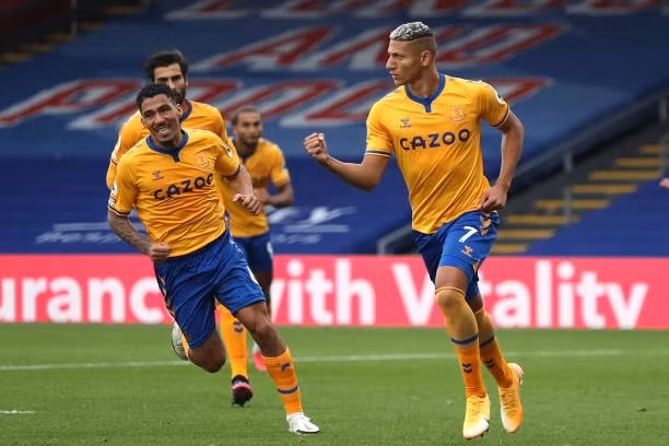 Richarlison đã giúp Everton dẫn trước và giành chiến thắng. Ảnh: internet.