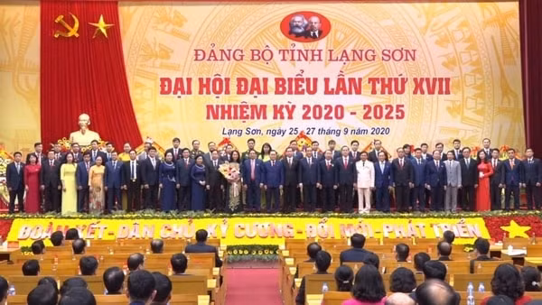 Ban Chấp hành Đảng bộ tỉnh Lạng Sơn nhiệm kỳ 2020- 2025 ra mắt đại hội