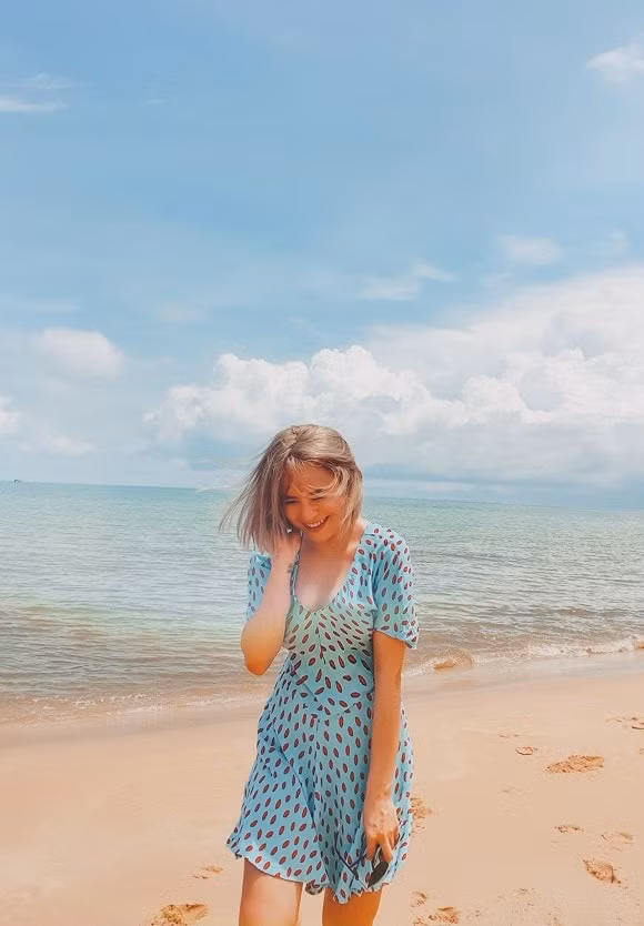Hình ảnh Thái Trinh trong chuyến du lịch.
