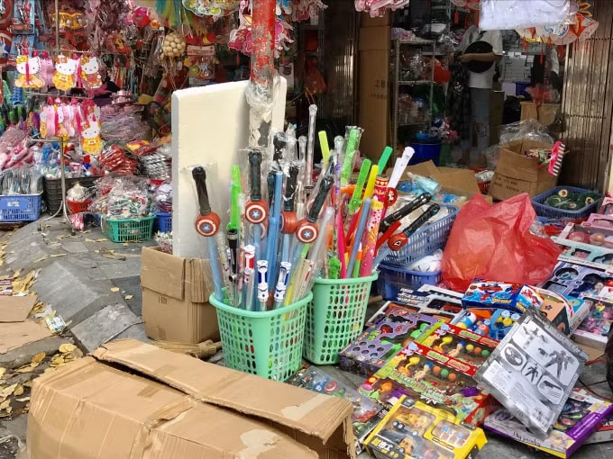 Một số mặt hàng đồ chơi 