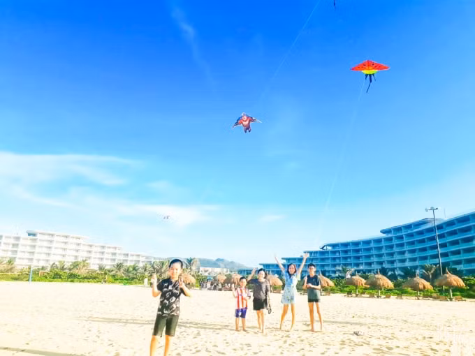 Biển Quy Nhơn là một địa điểm hấp dẫn để đón mùa Trung thu an yên.