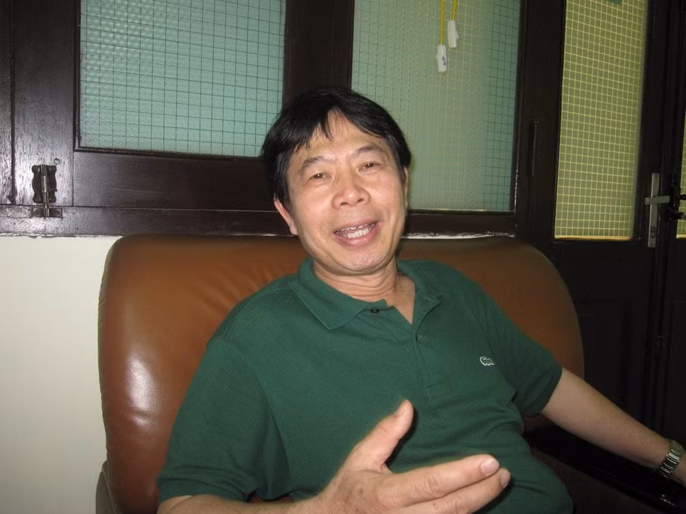 Cựu Hiệu trưởng Lê Tiến Bổng