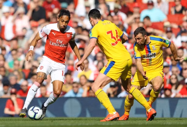 Nỗ lực của Aubameyang là không đủ để giúp Arsenal có điểm. Ảnh: Sports