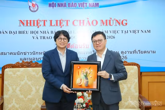 Hội Nhà báo Việt Nam đón đoàn đại biểu Hội Nhà báo Thái Lan thăm và làm việc