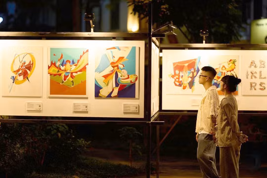 Khi báo chí trở thành 'người giải mã' di sản