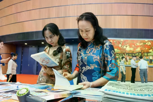 Người gác cổng văn hóa: Báo chí gìn giữ bản sắc, kiến tạo đời sống văn hóa