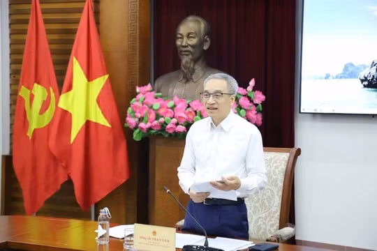 Báo chí được tăng quyền tiếp cận thông tin, mở rộng nguồn thu và khuyến khích ứng dụng AI