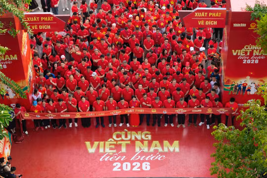'Cùng Việt Nam tiến bước' xác lập Kỷ lục Guinness Thế giới