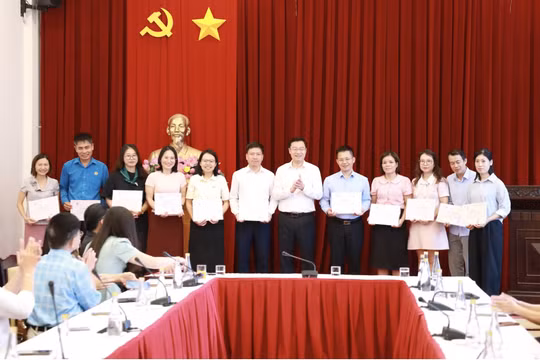 Báo chí Quảng Ninh đưa kỹ năng sản xuất video ngắn vào tiêu chí đánh giá người làm báo