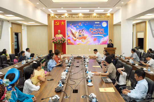 Báo Nhân Dân ra mắt chương trình nghệ thuật 'Chắp cánh tuổi thơ'