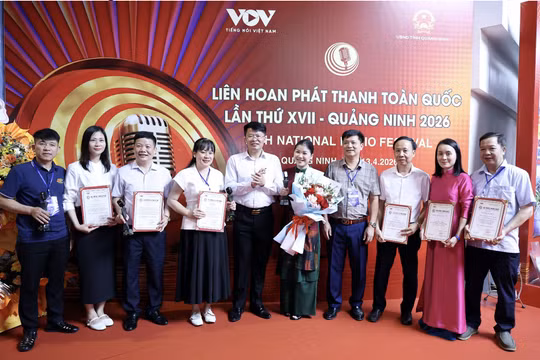 Từ những thử nghiệm đầu tiên đến dấu ấn trên nền tảng số