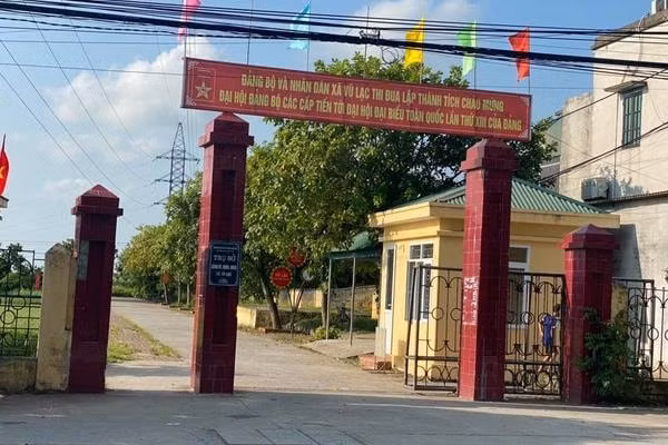 UBND xã Vũ Lạc, nơi ông Huy công tác. Ảnh: TL