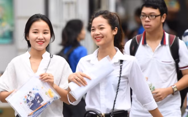 Tỉnh Quảng Bình có một thí sinh đạt 2 điểm 10 bài thi môn Lịch sử và GDCD. Ảnh: internet.