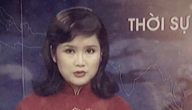 Hình ảnh của Thu Uyên cách đây 20 năm, khi còn dẫn chương trình Thời Sự tại VTV