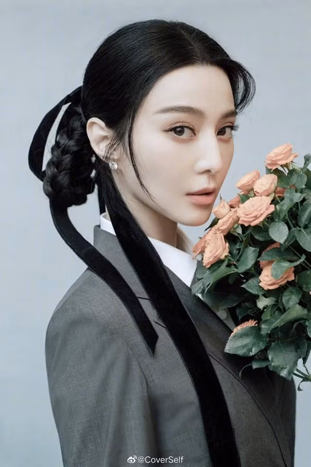 Chặng đường trở lại giới giải trí của nữ diễn viên gặp nhiều trắc trở.