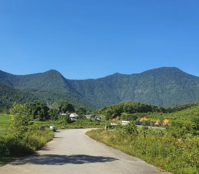 Đường lên Tây Thiên Trúc.