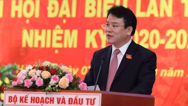 Tân Bí thư Đảng ủy cơ quan, Thứ trưởng Trần Quốc Phương phát biểu tại Đại hội. Ảnh: Bộ Kế hoạch - Đầu tư