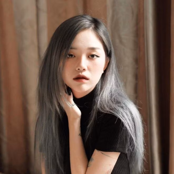 Linh Ngọc Đàm là một trong những streamer, game thủ chuyên nghiệp, hotgirl đình đám nhất nhì trong giới trẻ.