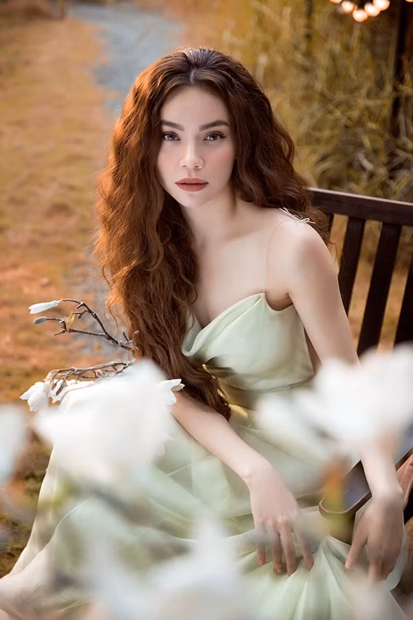 ho-ngoc-ha-1