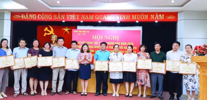 ẢNH SƠ KẾT