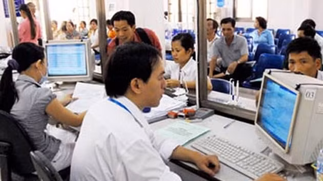 UBND thành phố Hà Nội ban hành Quyết định số 19/2020/QĐ-UBND ngày 7/9/2020 về việc quy định số lượng và một số nội dung về cán bộ, công chức xã, phường, thị trấn. Ảnh: TL
