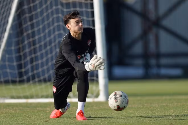 Thủ môn Văn Lâm trở lại vị trí số 1 Muangthong United. Ảnh: internet.