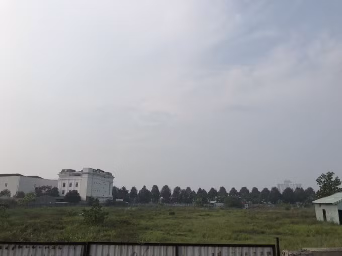 Chấp thuận địa điểm đầu tư năm 2007, giao đất năm 2009 nhưng đến 9/2020 dự án vẫn bỏ hoang. Ảnh: QD