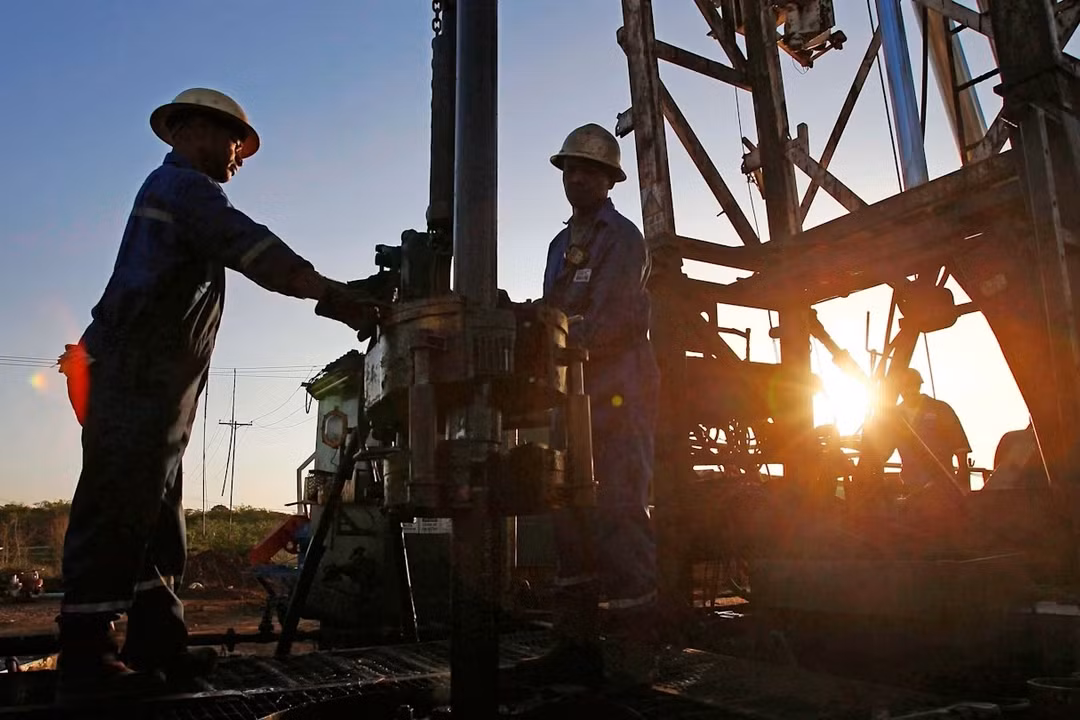 Ngành dầu khí Venezuela gặp khó vì thiếu lao động lành nghề