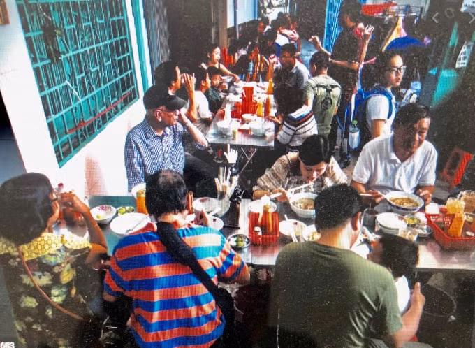 Một trong nhiều quán ăn sáng đường phố tại Tp.HCM nay tạm đóng cửa đến hết 15/4 (ảnh minh họa)