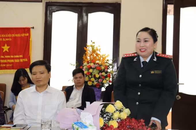 Bà&nbsp;Nguyễn Thị Hoa phát biểu nhận nhiệm vụ