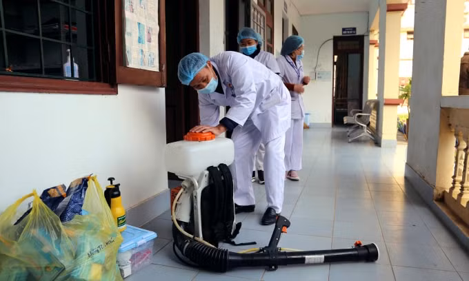 Trung tâm Y tế thành phố kiểm tra máy phun hóa chất phòng chống dịch bệnh