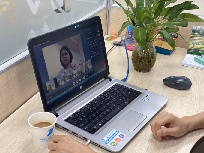 VNPT áp dụng giải pháp họp trực tuyến.