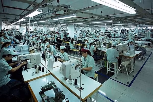 Dịch COVID-19 đã ảnh hưởng tiêu cực đối với hoạt động sản xuất kinh doanh. Ảnh minh họa