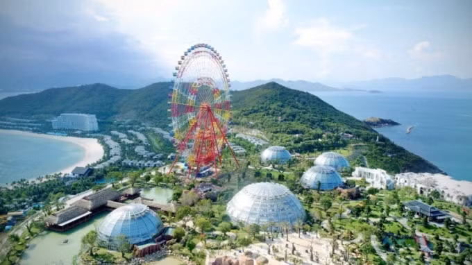 Tổ hợp vui chơi giải trí Vinpearl Land Nha Trang