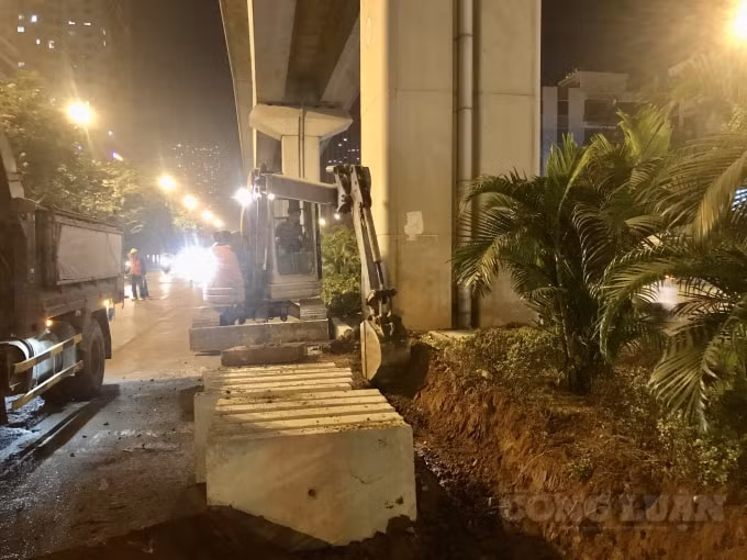 Ban Duy tu các công trình hạ tầng giao thông yêu cầu đơn vị thi công tập kết vật tư, thiết bị cũng như trong quá trình cải tạo sửa chữa không ảnh hưởng lớn đến việc đi lại của người dân