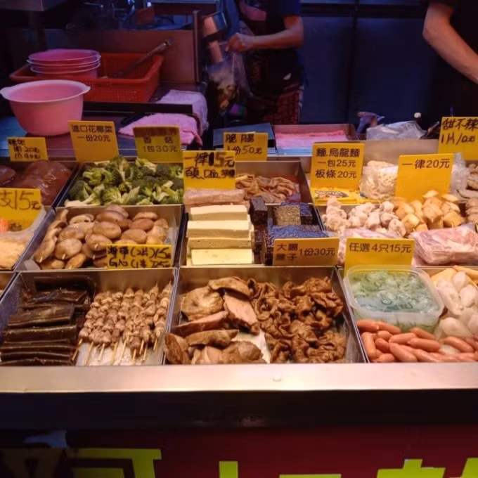 Đồ ăn chợ đêm Shilin vô cùng hấp dẫn.