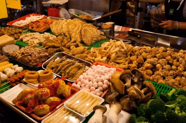 Ẩm thực hấp dẫn ở chợ đêm Ximending.
