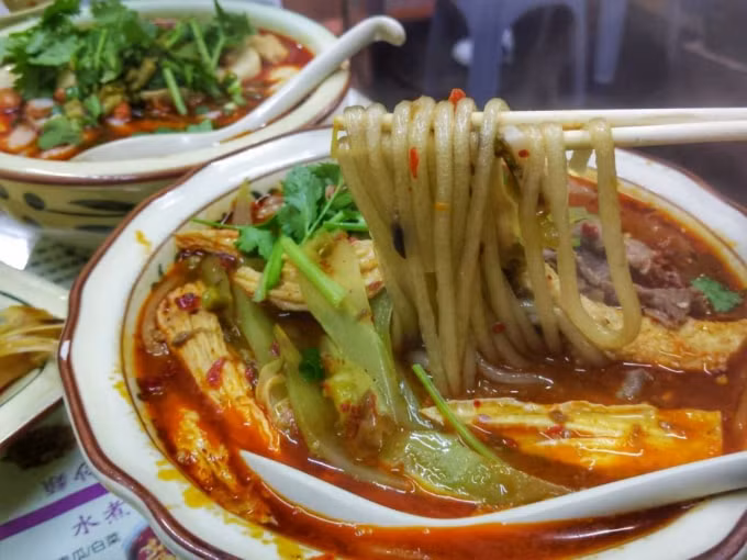 Đây là một trong những nhà hàng phục vụ món mỳ chua cay Tứ Xuyên nổi tiếng nhất Macao.