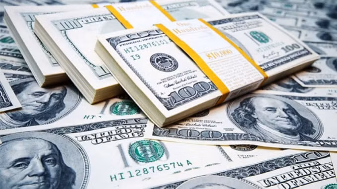 Đồng USD tăng nhẹ phiên giao dịch đầu tuần. Ảnh: TL