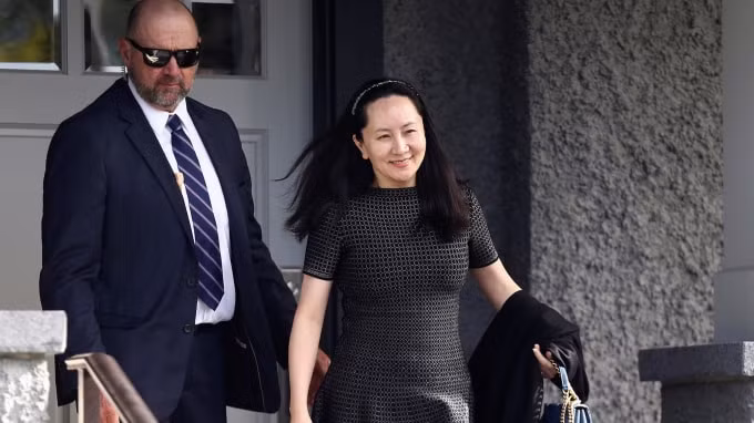 Giám đốc tài chính Wan Wanzhou của tập đoàn công nghệ viễn thông Huawei - Ảnh: Reuters