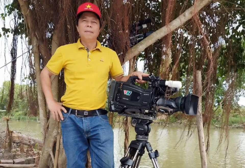 Đạt được nhiều giải thưởng về báo chí, nhưng theo ông phần thưởng lớn nhất là lòng tin và sự mến yêu của nông dân.