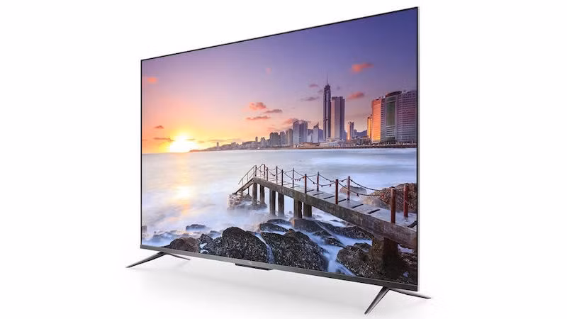 TCL P715.