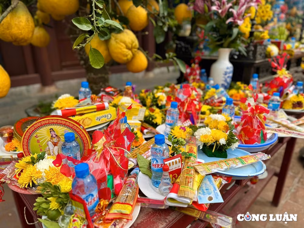 du khach ve ngoi den co tai thanh pho hai duong dang le dau nam hinh 5