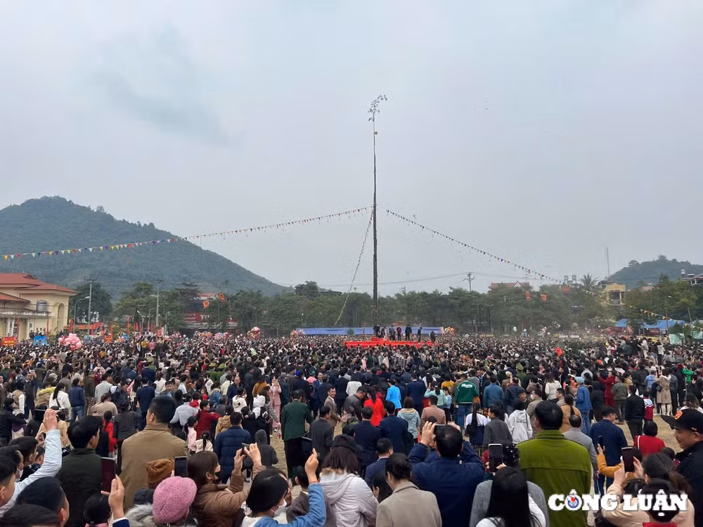 tung bung ngay hoi long tong ruoc loc dau nam tren dat tuyen quang hinh 15
